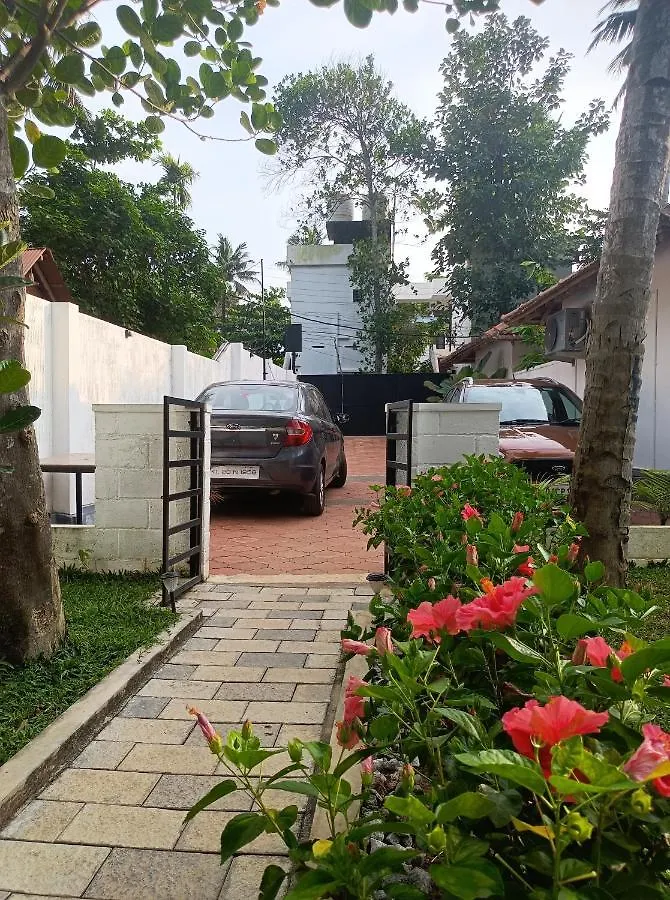 Dolphin Bay Varkala Otel